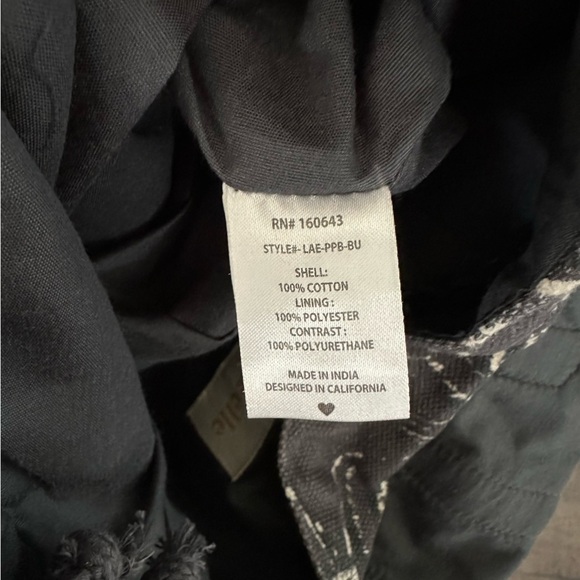 Lu & Elle Paradise Palm Backpack - Picture 9 of 11